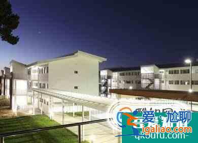2019年英國拉夫堡大學世界排名【QS最新世界排名第218名】？