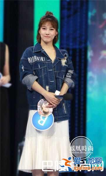 這位小姑娘倒追大34歲陳道明,還撞臉李小冉厲害了!? 這位小姑娘倒追大34歲陳道明,還撞臉李小冉厲害了!?