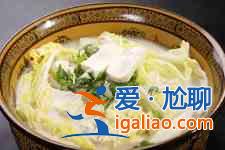 白菜燉豆腐的做法？