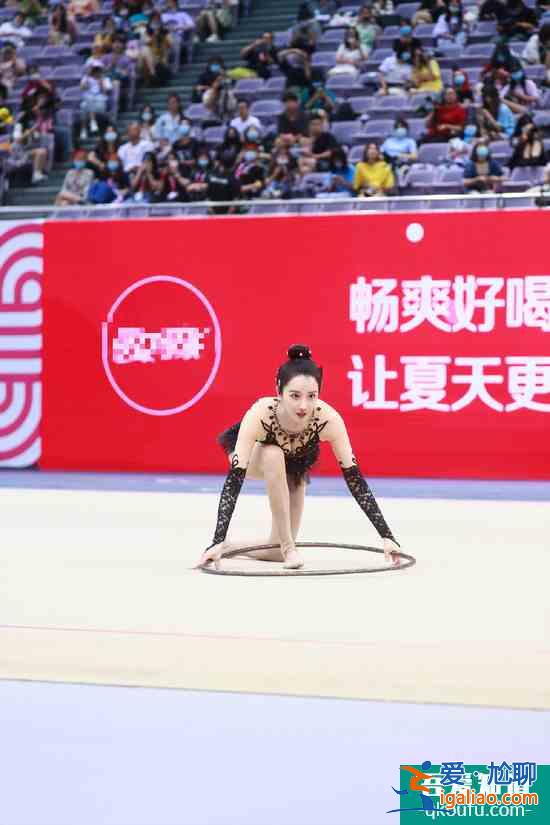 陳小紜女子藝術體操冠軍 曬手臂淤青照感慨要努力？