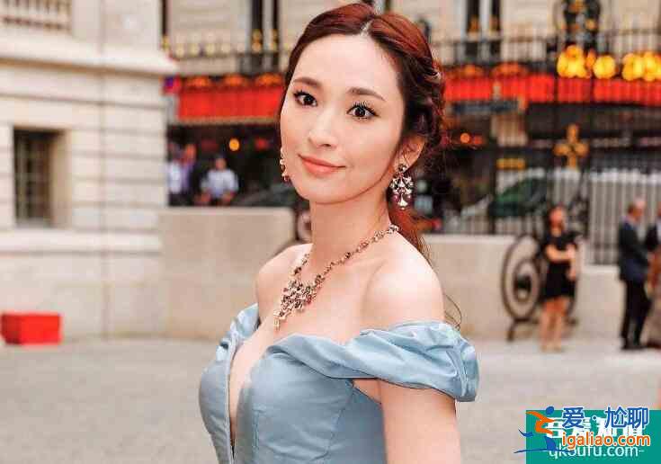 吳佩慈豪宅三度抵押 紀曉波疑再次陷入財務危機？