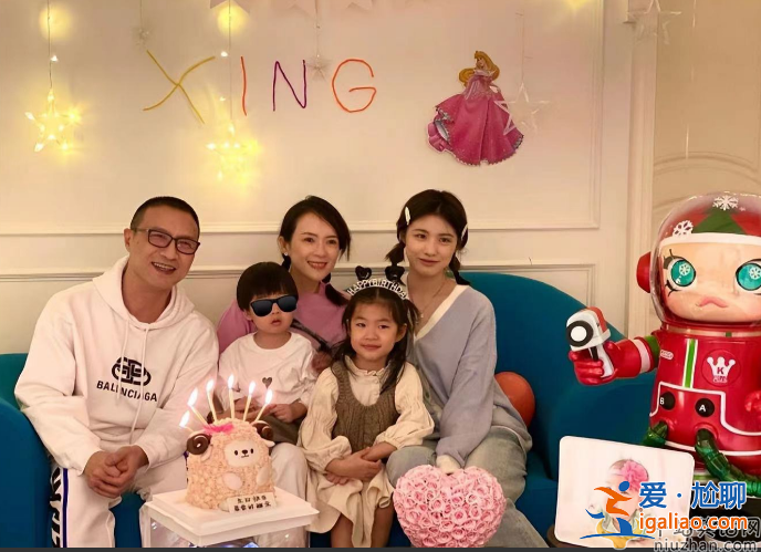 章子怡汪峰破離婚傳言!女方街頭摟抱老公秀恩愛 頻頻撒嬌似少女