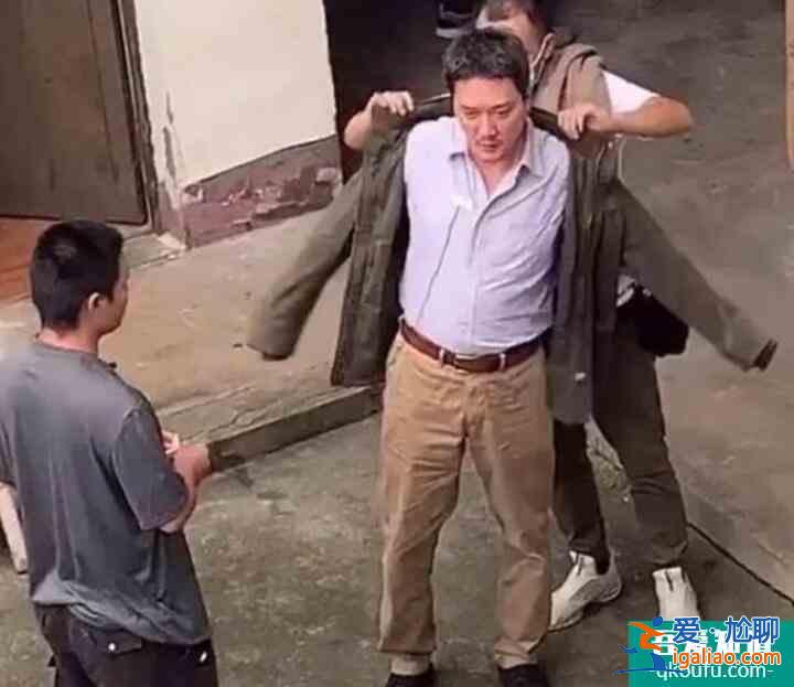 馮紹峰疑為新戲增肥 胖出新高度網友直呼認不出? 馮紹峰疑為新戲增肥 胖出新高度網友直呼認不出?