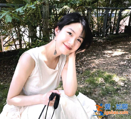 網曝吳磊微信置頂疑是向涵之  吳磊向涵之疑似戀愛？