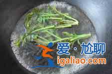 香椿拌豆腐的做法？