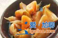 糖醋蒜的做法? 糖醋蒜的做法?