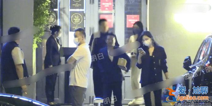 張穎穎直播哭訴說被水軍搞  汪小菲在旁安慰 網友：鱷魚的眼淚啊