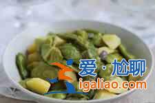 豆角燉土豆？