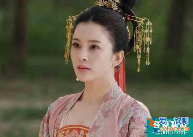 《長安諾》女主被罵丑，和成毅不像情侶，CP感不如初遇夫婦？