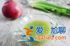 芹菜汁的做法大全? 芹菜汁的做法大全?