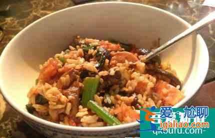 電飯鍋?zhàn)鎏厣易酗?非常美味香醇？