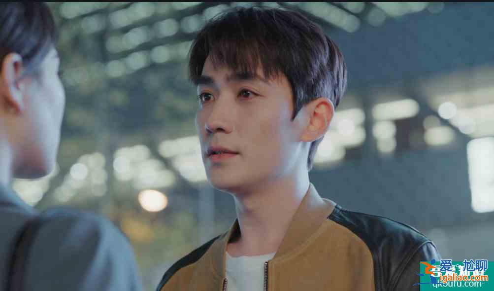 《平凡的榮耀》逆襲登頂,《親愛的自己》緊隨其后,你在追哪部?? 《平凡的榮耀》逆襲登頂,《親愛的自己》緊隨其后,你在追哪部??