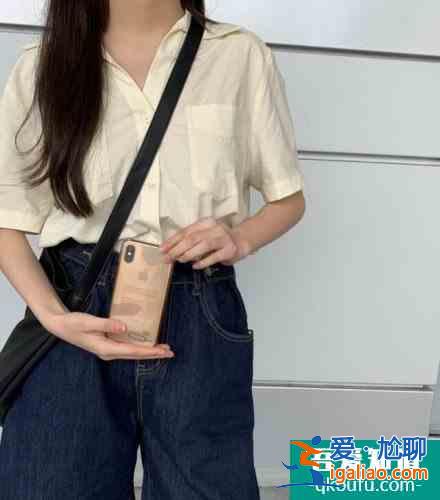 五分褲什么顏色好看 藍色五分褲配什么上衣？