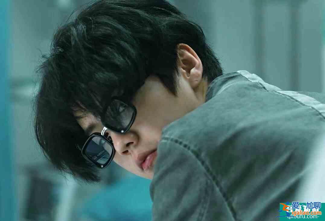 《在劫難逃》結(jié)局:不僅寒了觀眾的心,還錯(cuò)付了央視? 《在劫難逃》結(jié)局:不僅寒了觀眾的心,還錯(cuò)付了央視?