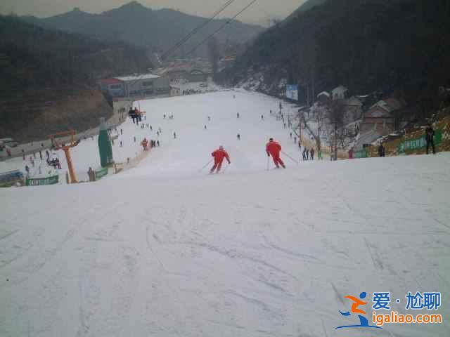 二龍山滑雪場跟其他滑雪場有什么不同，二龍山滑雪場與其他滑雪場相比有什么優勢，二龍山滑雪場有什么特點？