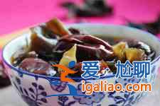 黑木耳紅棗湯？