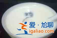 牛奶燉香菇的做法？