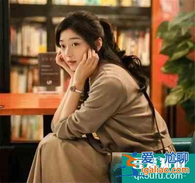 下飯小甜劇《拾光里的我們》，男女主雙向暗戀，笑點真的好密集？