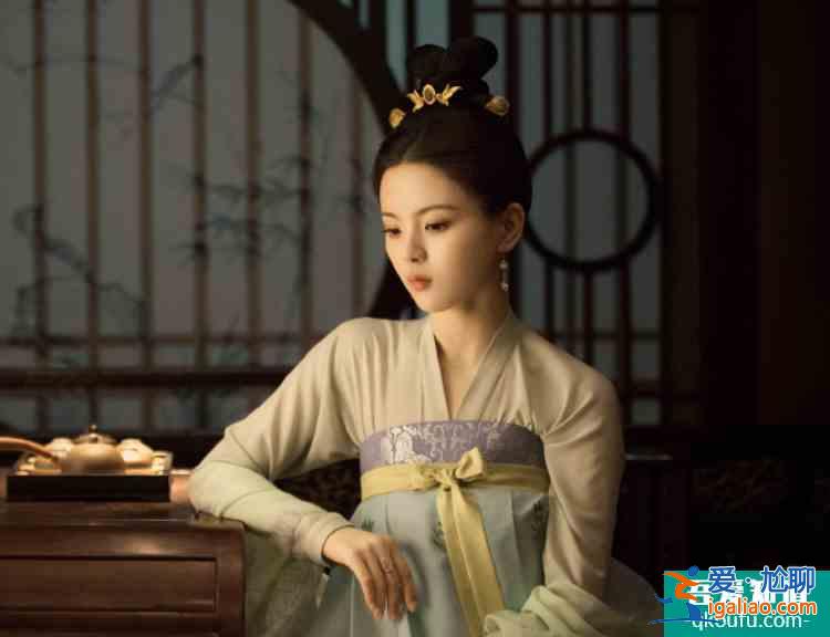 成毅《長(zhǎng)安諾》定檔曬照啦!以為女主夠美,見到女二號(hào)我追定了? 成毅《長(zhǎng)安諾》定檔曬照啦!以為女主夠美,見到女二號(hào)我追定了?