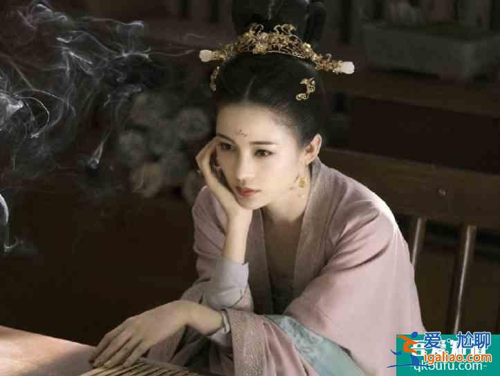 成毅《長(zhǎng)安諾》定檔曬照啦!以為女主夠美,見到女二號(hào)我追定了? 成毅《長(zhǎng)安諾》定檔曬照啦!以為女主夠美,見到女二號(hào)我追定了?