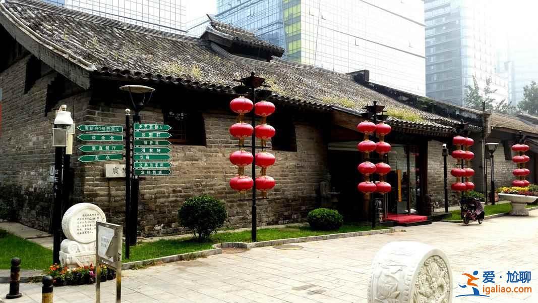 東四：比南鑼鼓巷更有京味的胡同？