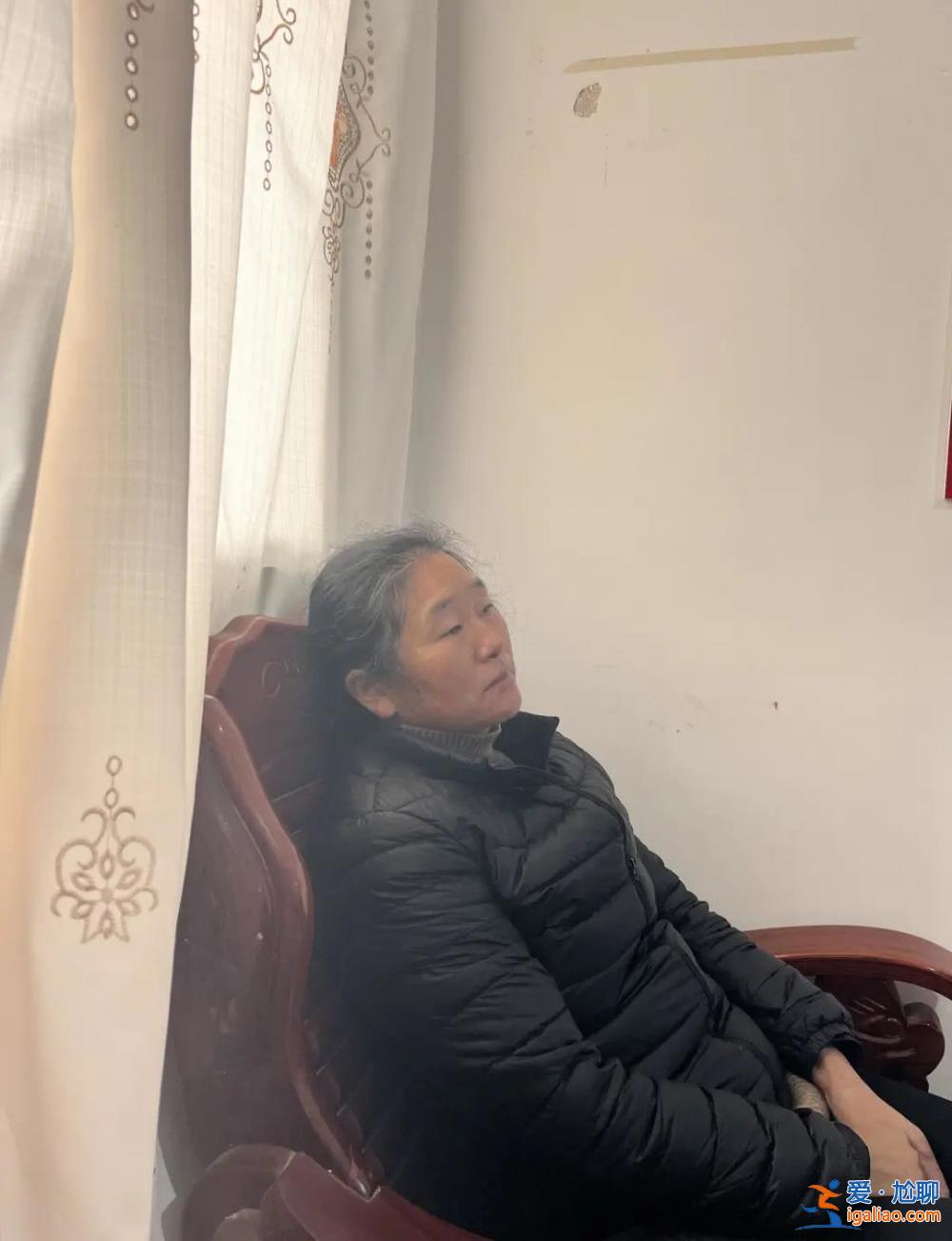 被焦灼、無(wú)解、謠言裹挾的雙親? 被焦灼、無(wú)解、謠言裹挾的雙親?