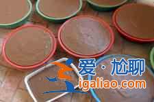 橡子涼粉的做法? 橡子涼粉的做法?