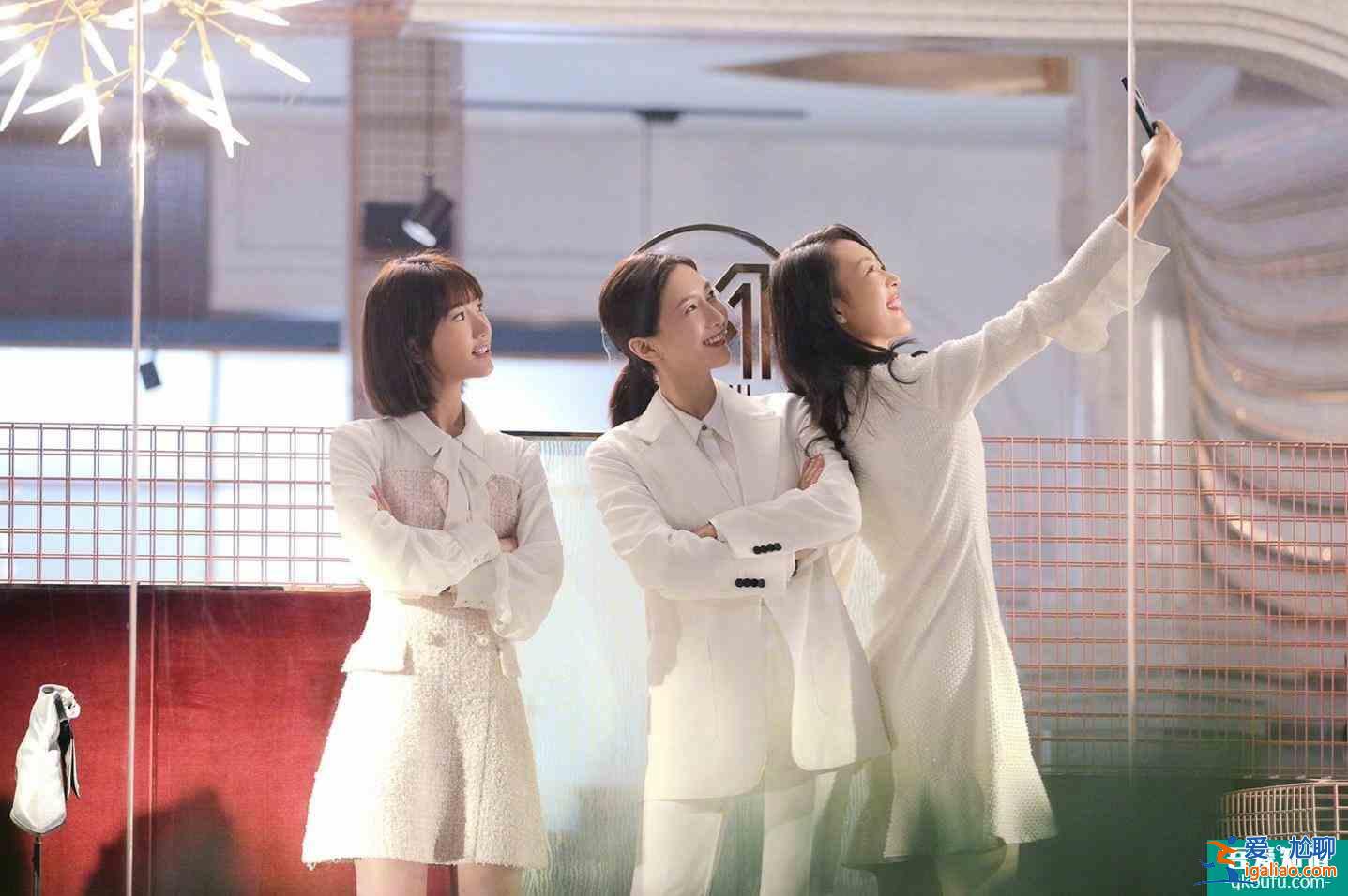 《以家人之名》戰報出爐：熱搜超250個，力壓《三十》《安家》？