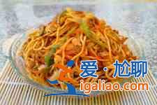 雞蛋炒面? 雞蛋炒面?