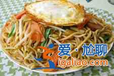 雞蛋炒面? 雞蛋炒面?