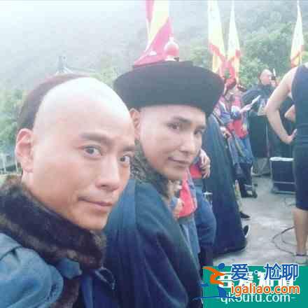 《反黑路人甲》里的陳志健，戲里戲外都是情圣？