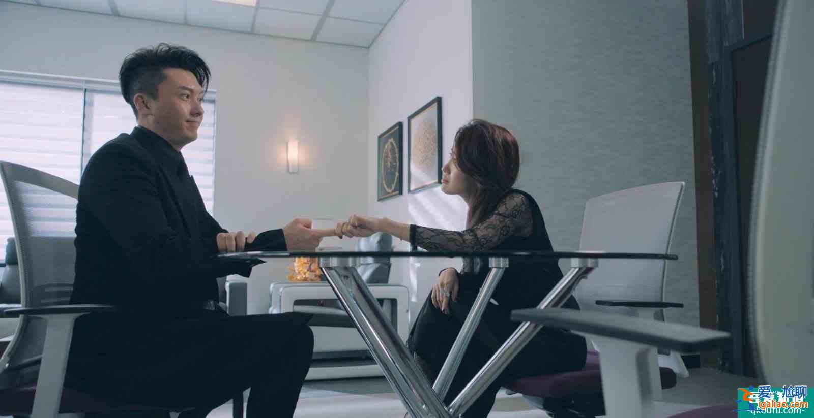 《反黑路人甲》:本來水姐只是美人計,沒有想到最后卻真的走心了? 《反黑路人甲》:本來水姐只是美人計,沒有想到最后卻真的走心了?