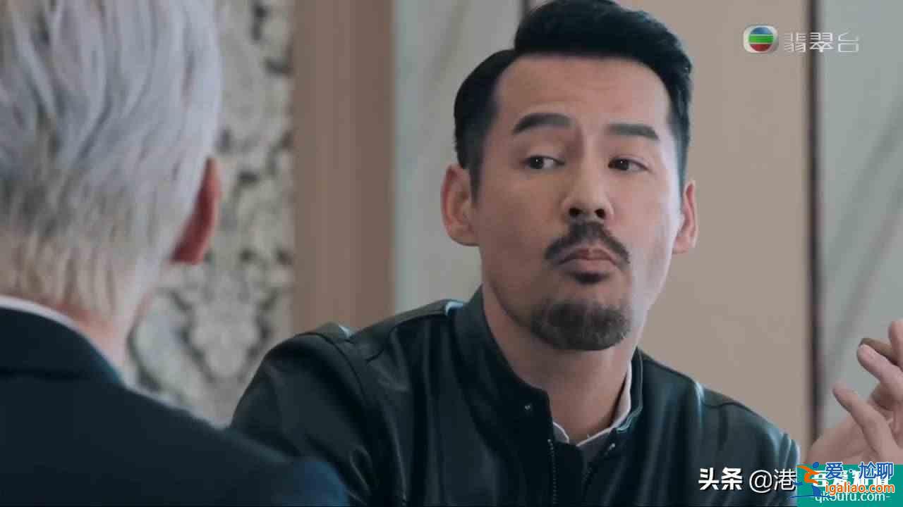 《反黑路人甲》昨晚劇情中張細倫的臥底身份被發現了？