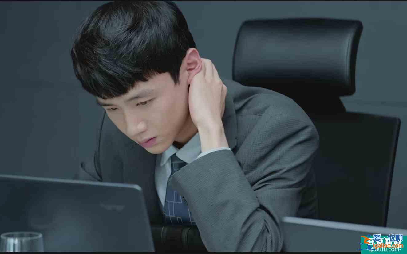 《平凡的榮耀》：小白逆襲，靠努力就夠了嗎？讓孫奕秋告訴你？