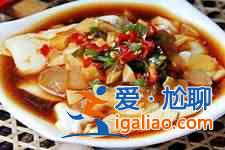 松花蛋拌豆腐？
