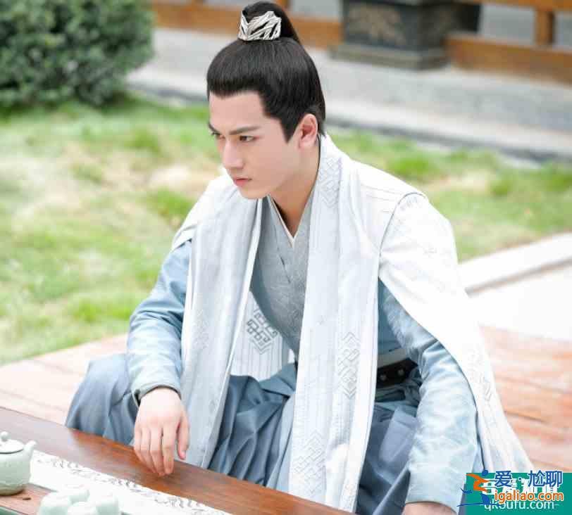 陳瑤開啟刷屏模式！新劇《少女大人》搭檔張凌赫，一天兩集不過癮？