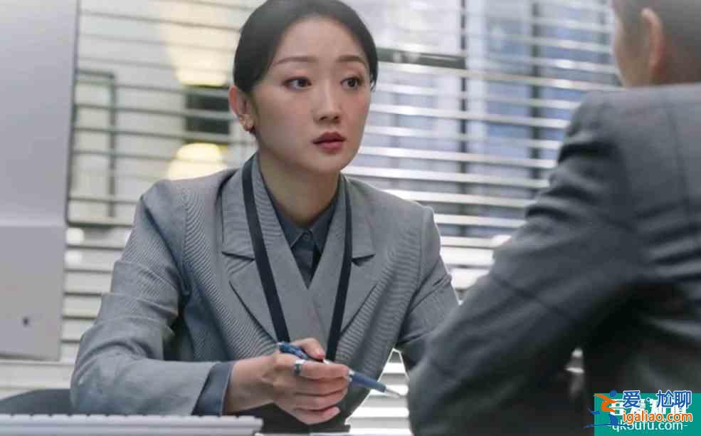 《親愛的自己》,李思雨開局輸一半告訴你捅刀子的往往是最親的人? 《親愛的自己》,李思雨開局輸一半告訴你捅刀子的往往是最親的人?