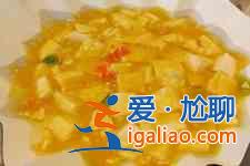 蟹黃豆腐的做法？