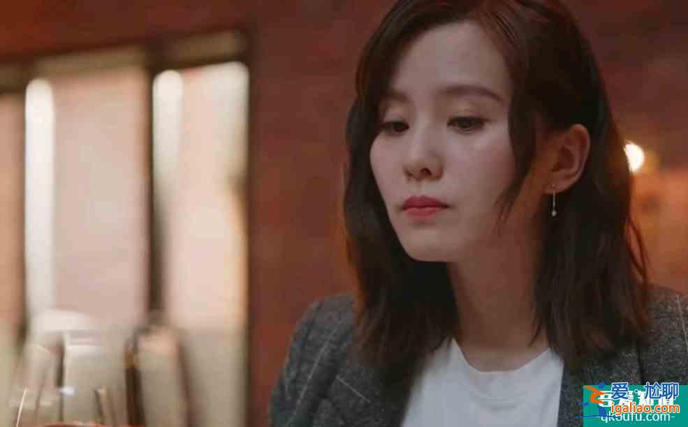 《親愛的自己》,李思雨開局輸一半告訴你捅刀子的往往是最親的人? 《親愛的自己》,李思雨開局輸一半告訴你捅刀子的往往是最親的人?