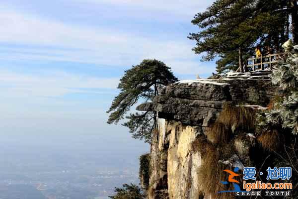 【廬山東西線哪個好玩】廬山東線有什么景點，廬山西線有什么景點？