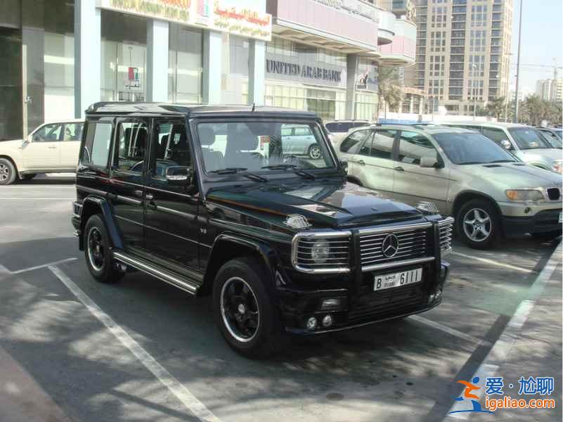 迪拜街頭的豪車，真是叼炸天！？