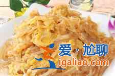 酸菜粉條的做法？