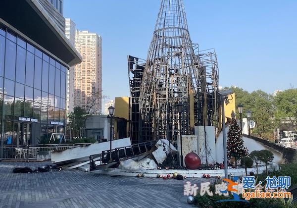 燃燒物數米高 火勢猛烈？