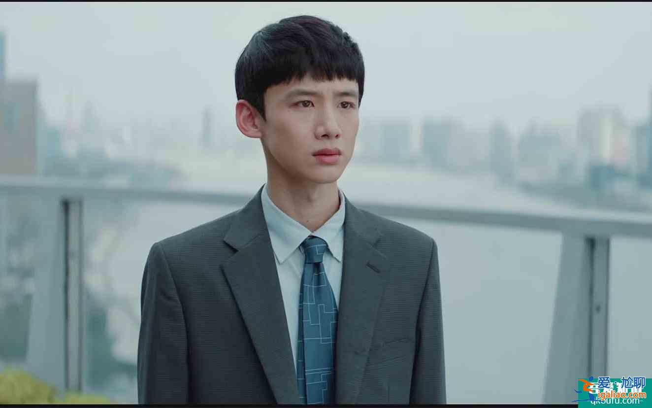 《平凡的榮耀》:菜鳥孫弈秋的職場之路,真實的讓人心疼? 《平凡的榮耀》:菜鳥孫弈秋的職場之路,真實的讓人心疼?