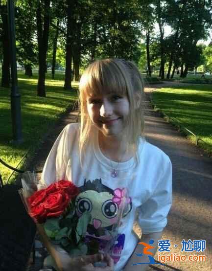 宅男找到俄羅斯美女,別攔我,我要去俄羅斯!? 宅男找到俄羅斯美女,別攔我,我要去俄羅斯!?