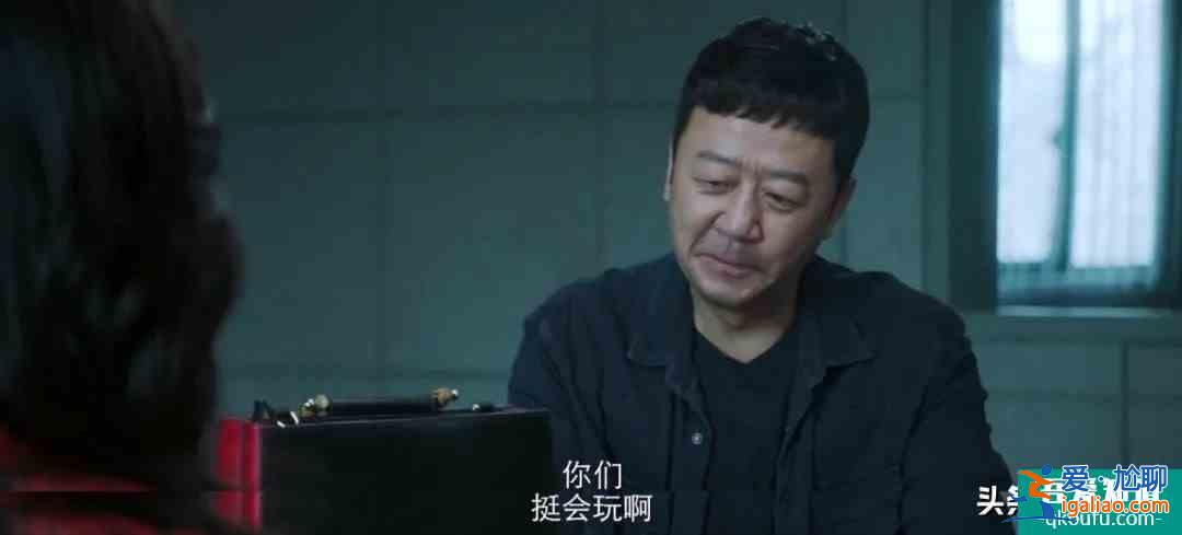 豆瓣評分穩居8.2，神仙打架的《摩天大樓》讓人欲罷不能？