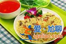 咖喱炒飯？