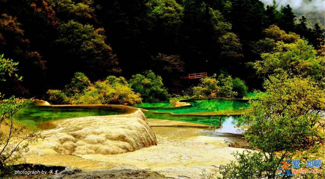 黃龍：人間瑤池，五彩“梯田”，太美了！？