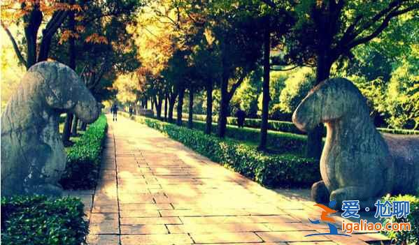 尋找老南京:秦淮金粉里的六朝繁敗? 尋找老南京:秦淮金粉里的六朝繁敗?