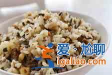 橄欖菜炒飯? 橄欖菜炒飯?